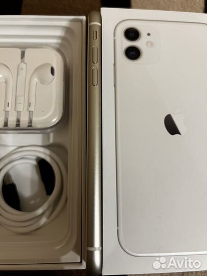 iPhone 11, 64 ГБ