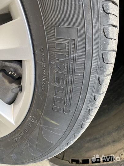 Pirelli Scorpion Verde 215/65 R17 99V