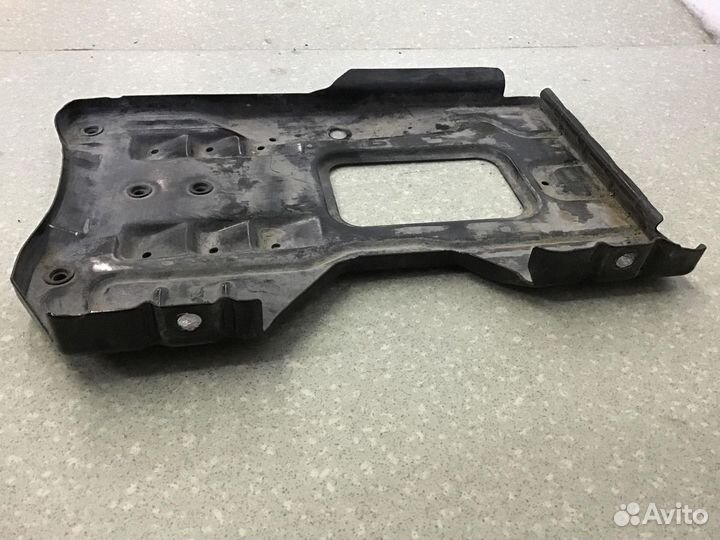 Крепление акб (корпус подставка) Mercedes Benz GLK