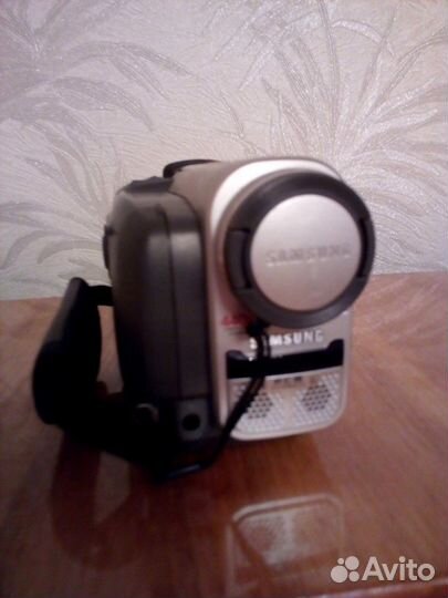 Видеокамера цифровая Samsung
