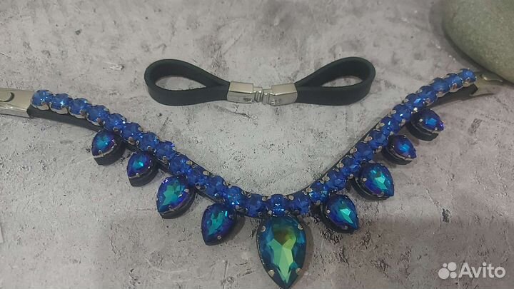 Налобник для лошади