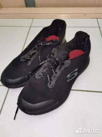 Кроссовки Skechers