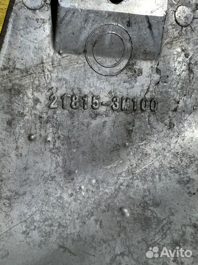 Кронштейн двигателя левый Quoris 3.8 2015