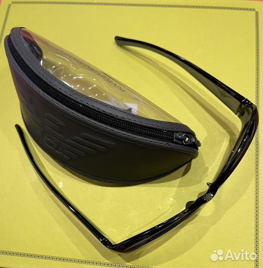 Очки Emporio Armani