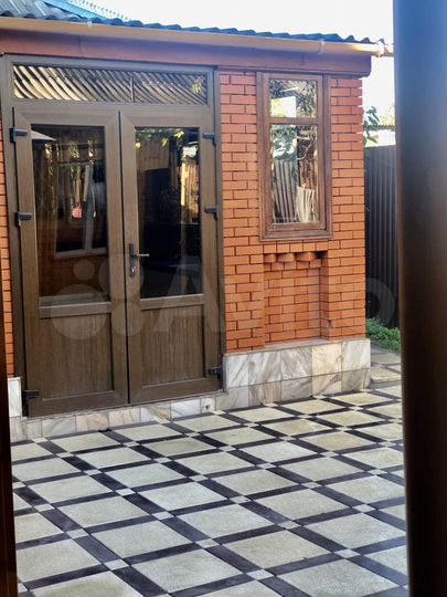 Дом 140 м² на участке 5 сот.