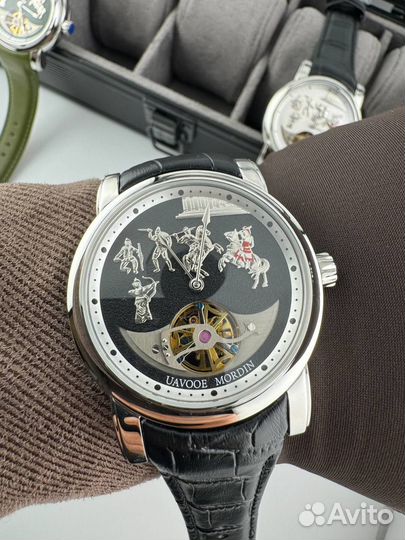 Часы Ulysse Nardin Tourbillon Classico 42мм