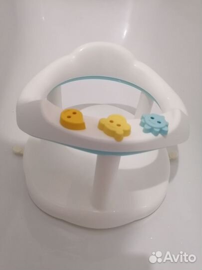 Стульчик для купания в ванной