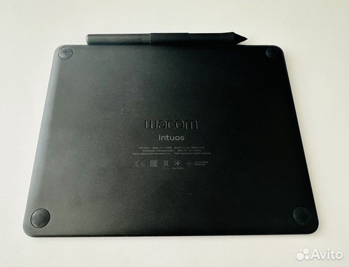 Графический планшет Wacom Intuos S Bluetooth