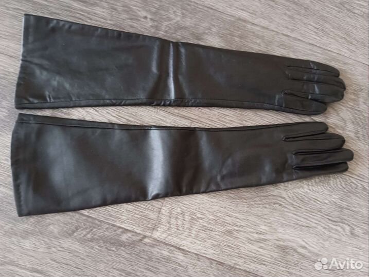 Перчатки женские кожаные новые