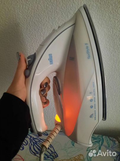 Утюг Braun