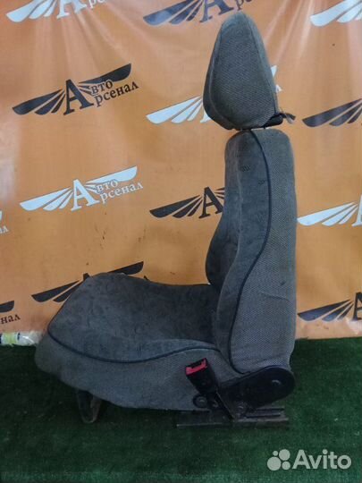 Сиденье переднее правое Ваз 21144