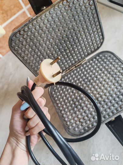 Вафельница СССР электрическая