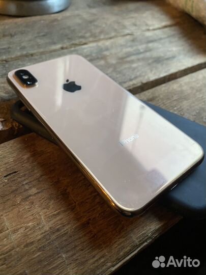 iPhone Xs, 64 ГБ