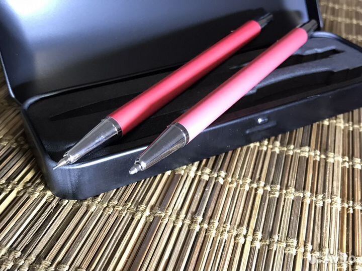 Ручка и карандаш