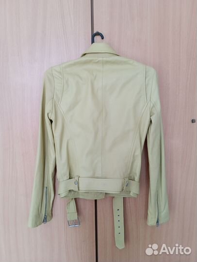 Куртка кожаная женская 40 La Reine Blanche