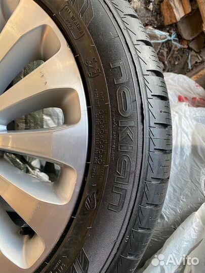 Nokian Tyres WR 215/55 R17 98V