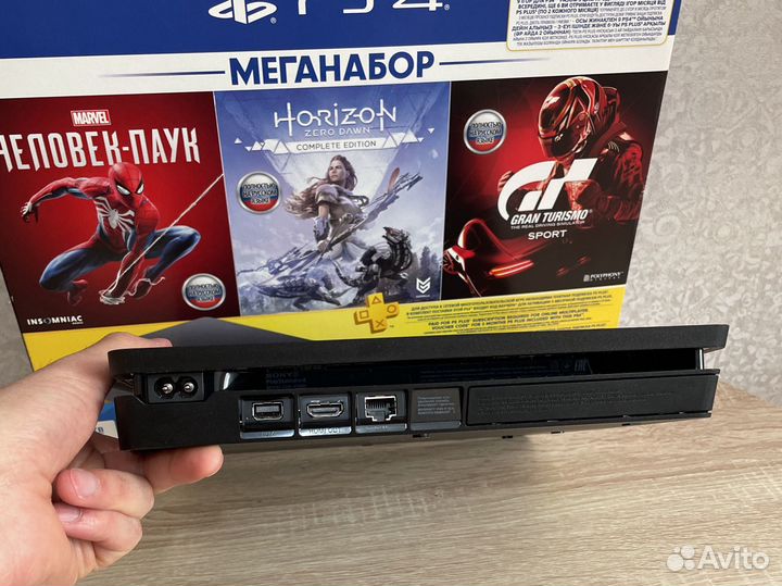 Sony ps4 Slim 1tb как новая с играми