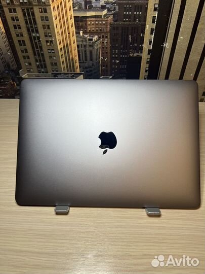 MacBook Air 13 M1 2021 8/256gb новый