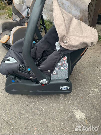 Коляска 3 в 1 и автомобильное кресло