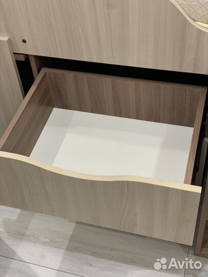 Детская кроватка трансформер +матрас +стол+стул