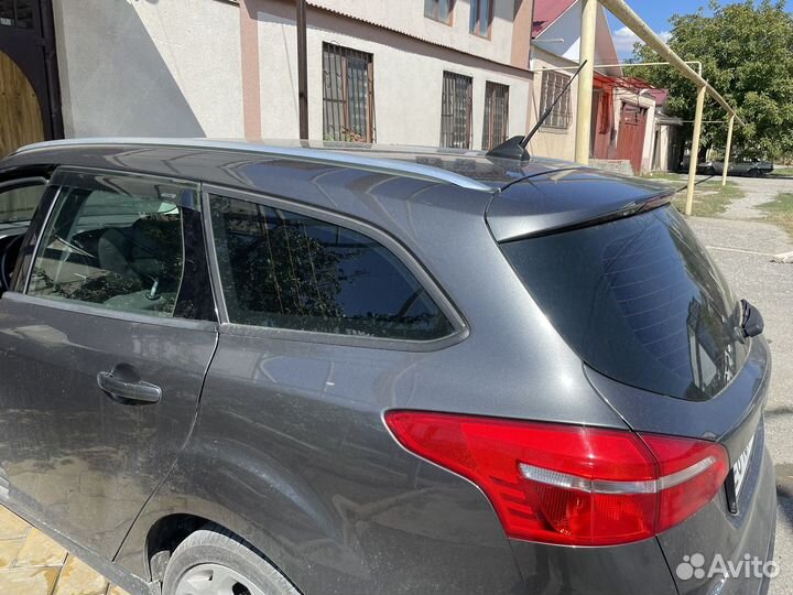 Комплект задних стекол на Форд Фокус 3 универсал