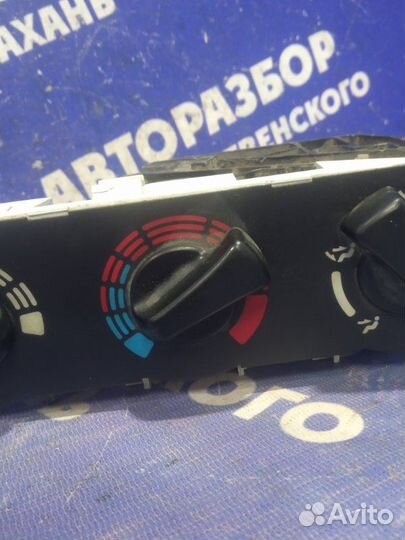 Блок управления печкой Nissan Primera P11 седан