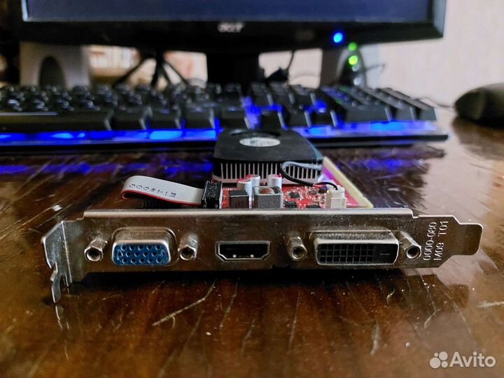 Видеокарта GTX 745
