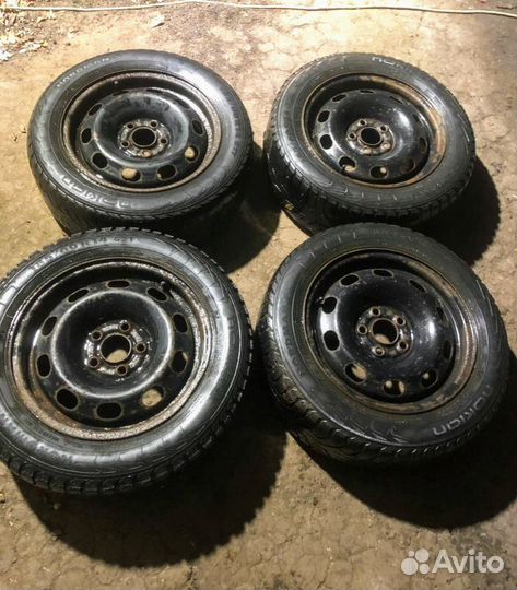 AMP Mud Terrain Attack M/T 5/70 R10 27M