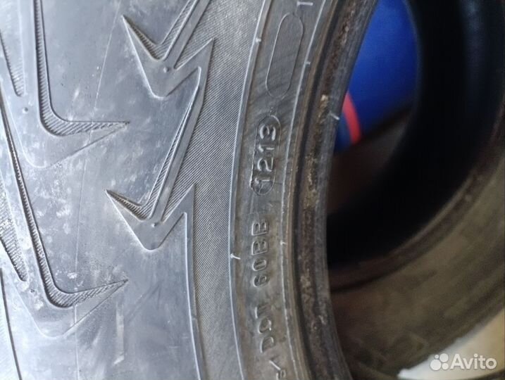 Nokian Tyres Hakkapeliitta 7 215/65 R16 102T