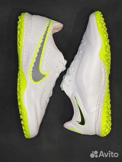 Бутсы сороконожки nike tiempo