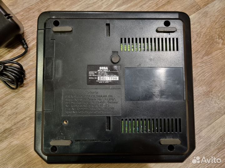 Игровая приставка Sega Mega Drive 2