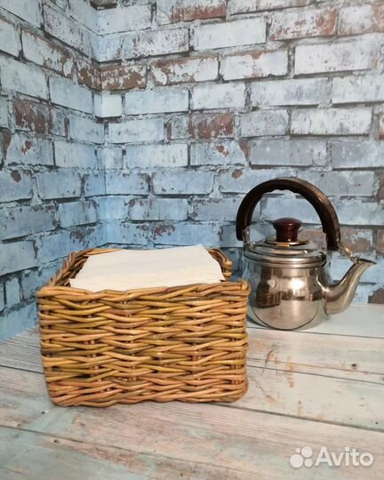 Салфетница плетеная