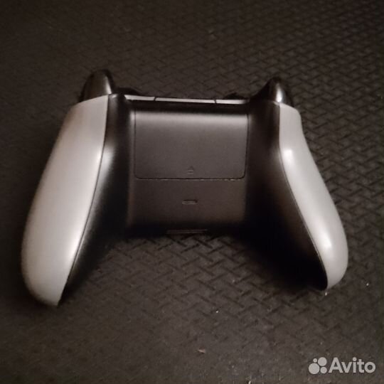 Геймпад Xbox one call of duty edition