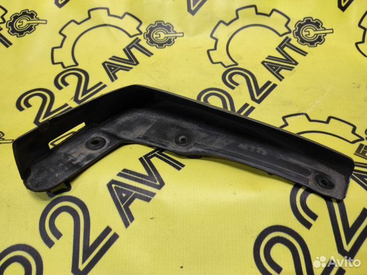 Брызговик передний левый Subaru Legacy BLE EZ30D