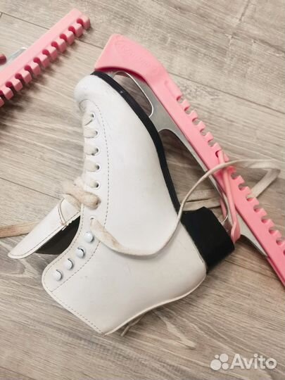 Коньки фигурные 36