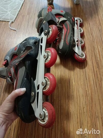 Роликовые коньки