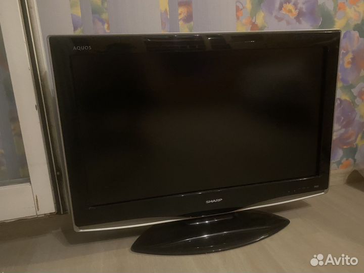 Телевизор Sharp aquos 32 дюйма
