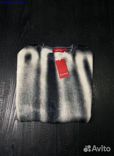 Свитер Supreme Blurred Logo