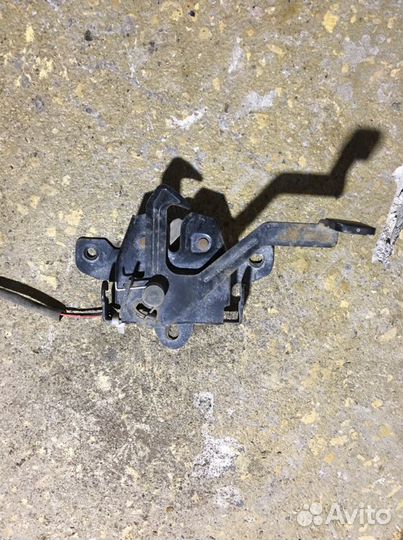 Замок капота Geely emgrand