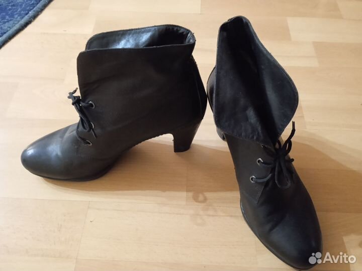 Ботинки женские 36 размер
