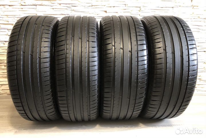 Michelin Pilot Sport 4 SUV 235/65 R17 108V