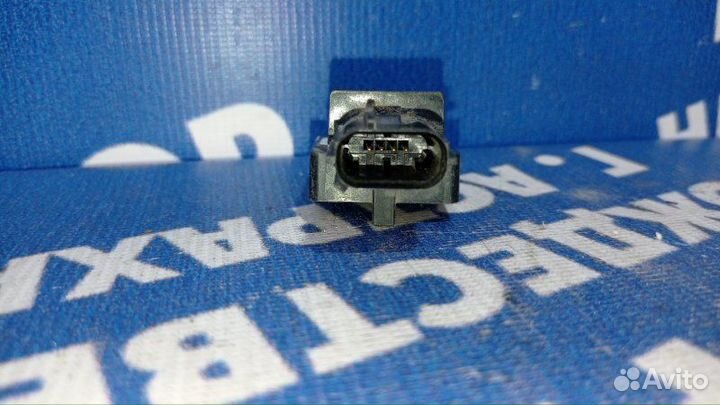 Датчик удара Toyota Avensis седан 1AZ-FSE 2005