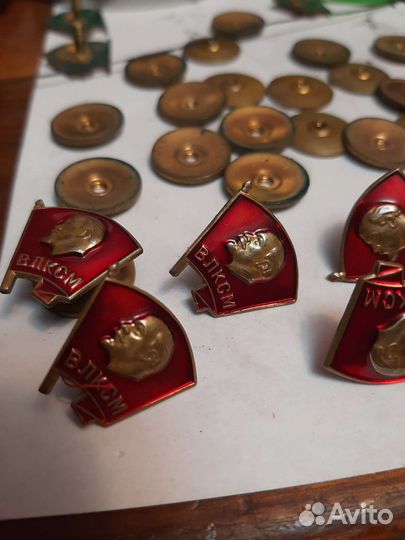 Значки влксм