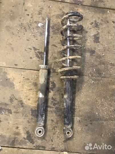 Стойки с пружинами Volkswagen Passat B6