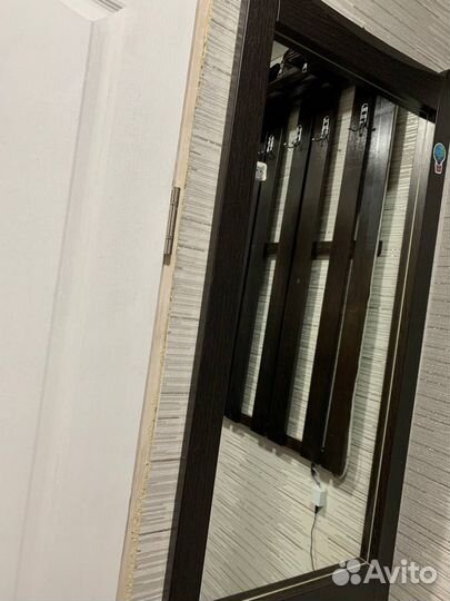 Зеркало настенное в прихожую