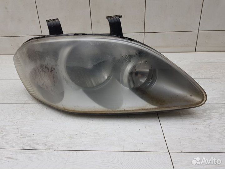 Фара правая Ssang Yong Rodius 1 D27DT 2005