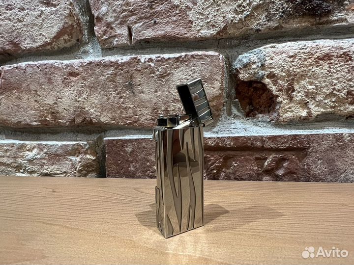 Зажигалка Dunhill