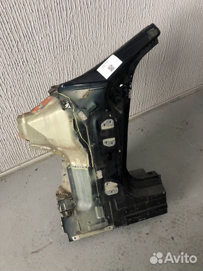 Четверть передняя левая Tesla Model S 2012