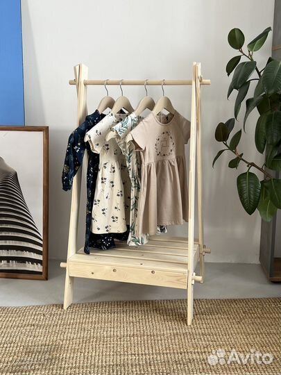 Вешалка напольная деревянная детская