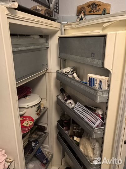 Холодильник бу ЗИЛ